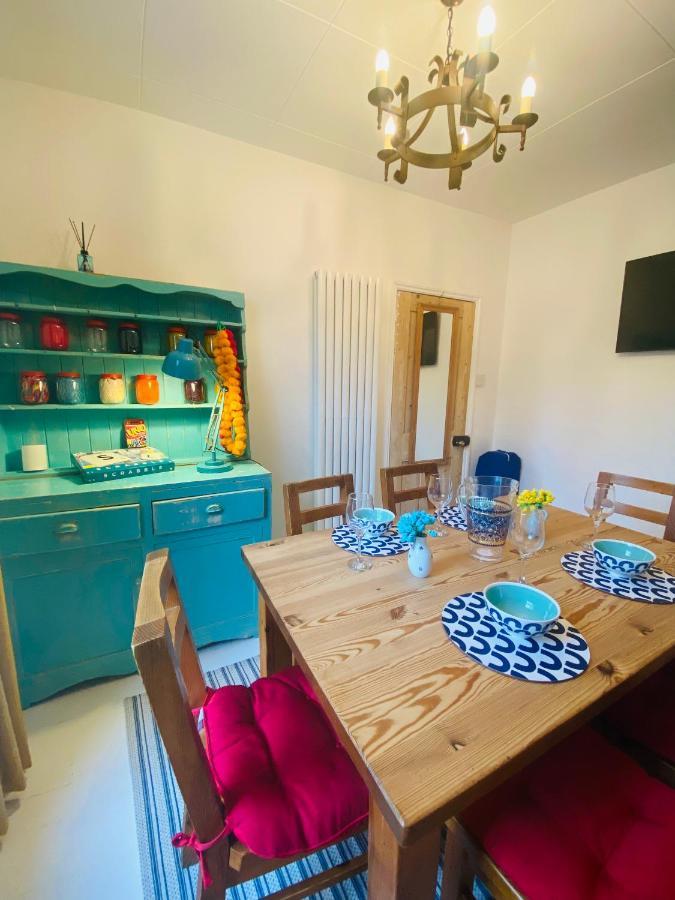 Lovely Seaside Town House เฮสติงส์ ภายนอก รูปภาพ