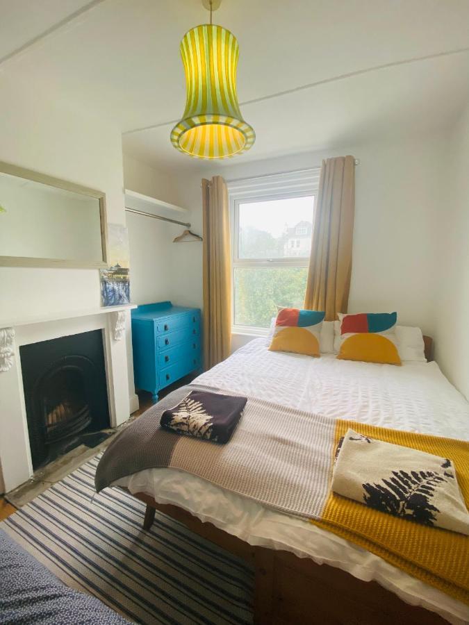 Lovely Seaside Town House เฮสติงส์ ภายนอก รูปภาพ